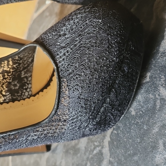 NWOT CHARLOTTE OLYMPIA Gothic Immodesty platform pumps. Size 40 (size 9) - Picture 7 of 8